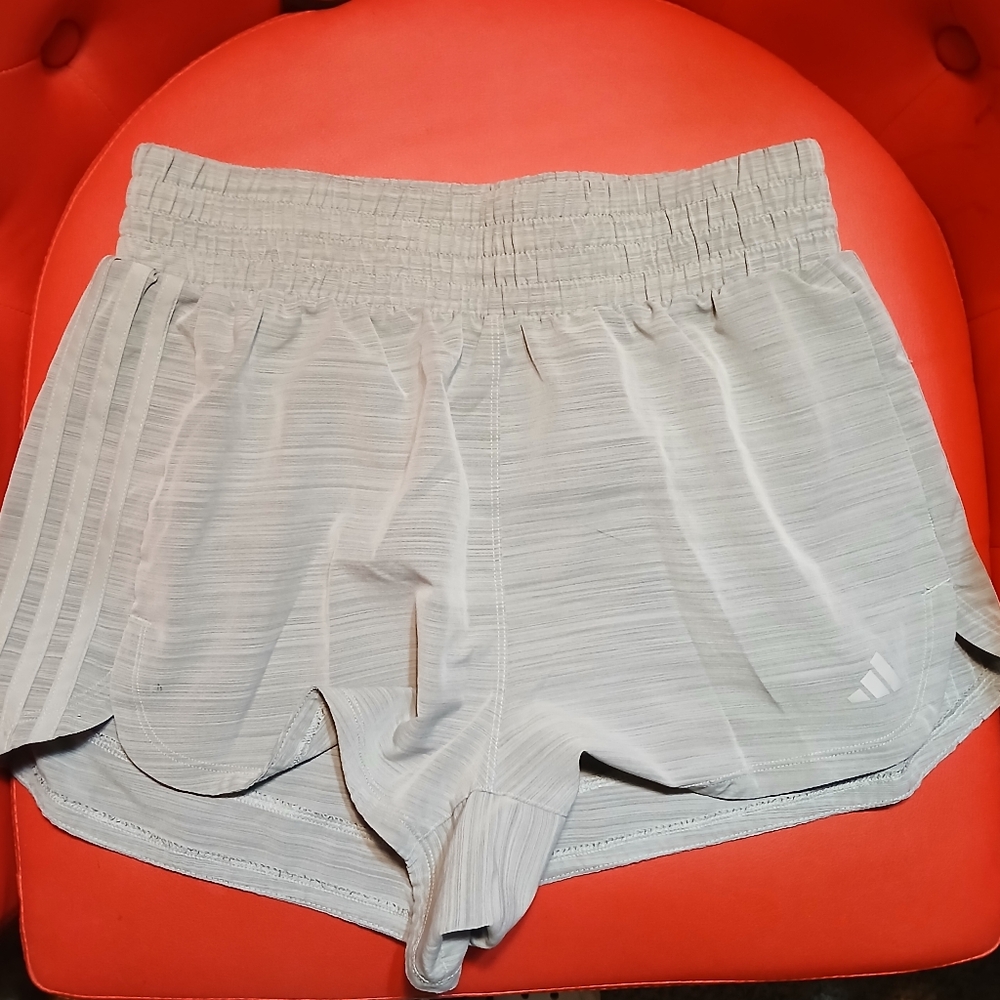 Adidas Women's Heather Gray Woven Pacer Running Shorts Size L